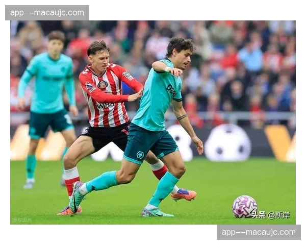 狼队若泽萨多次神扑成保级关键，门将个人能力突出